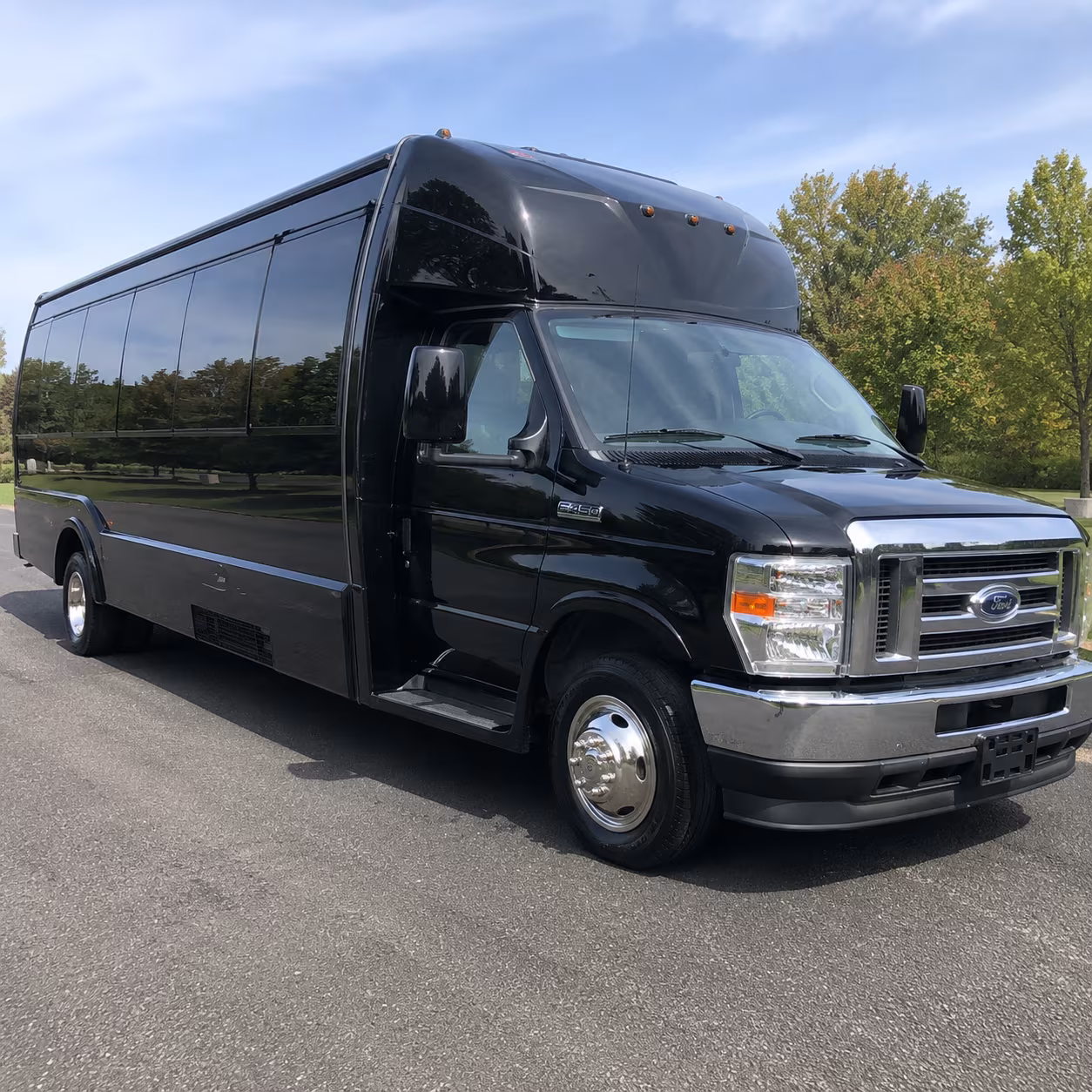 20 Passenger Party Bus Exterior