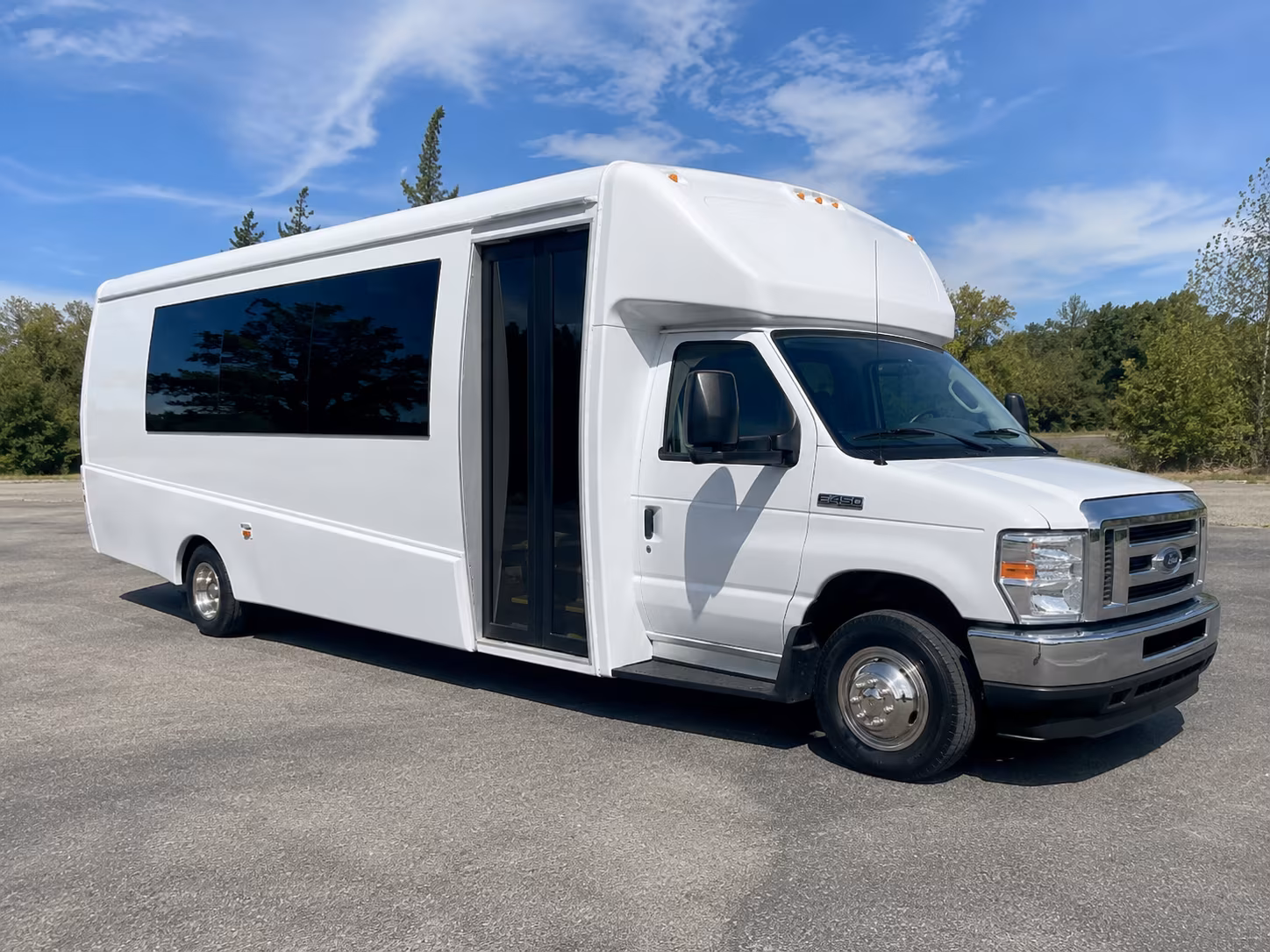Corona Birthday, Sweet 16, & Quinceañera Party Bus Rentals
