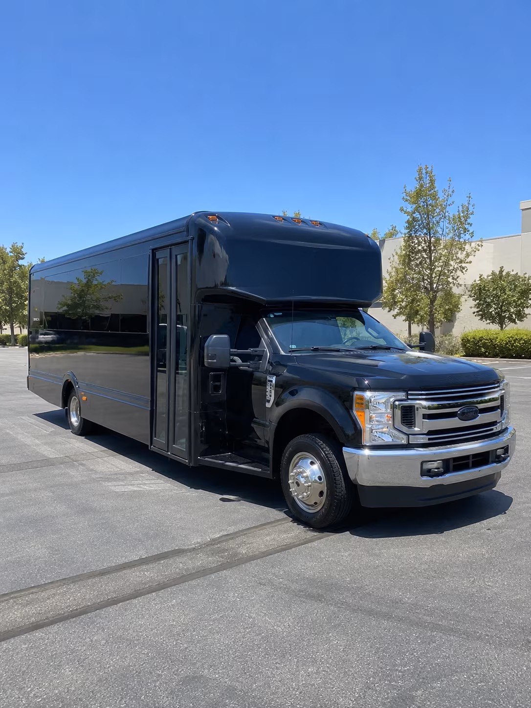 Rialto Birthday, Sweet 16, & Quinceañera Party Bus Rentals
