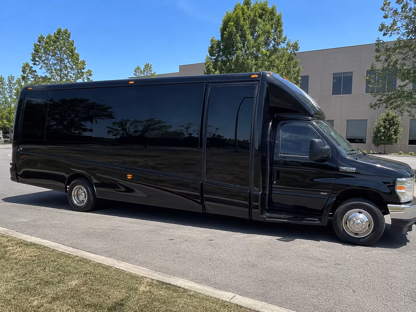 Riverside Winery Tour & Pub Crawl Transportation party bus interior