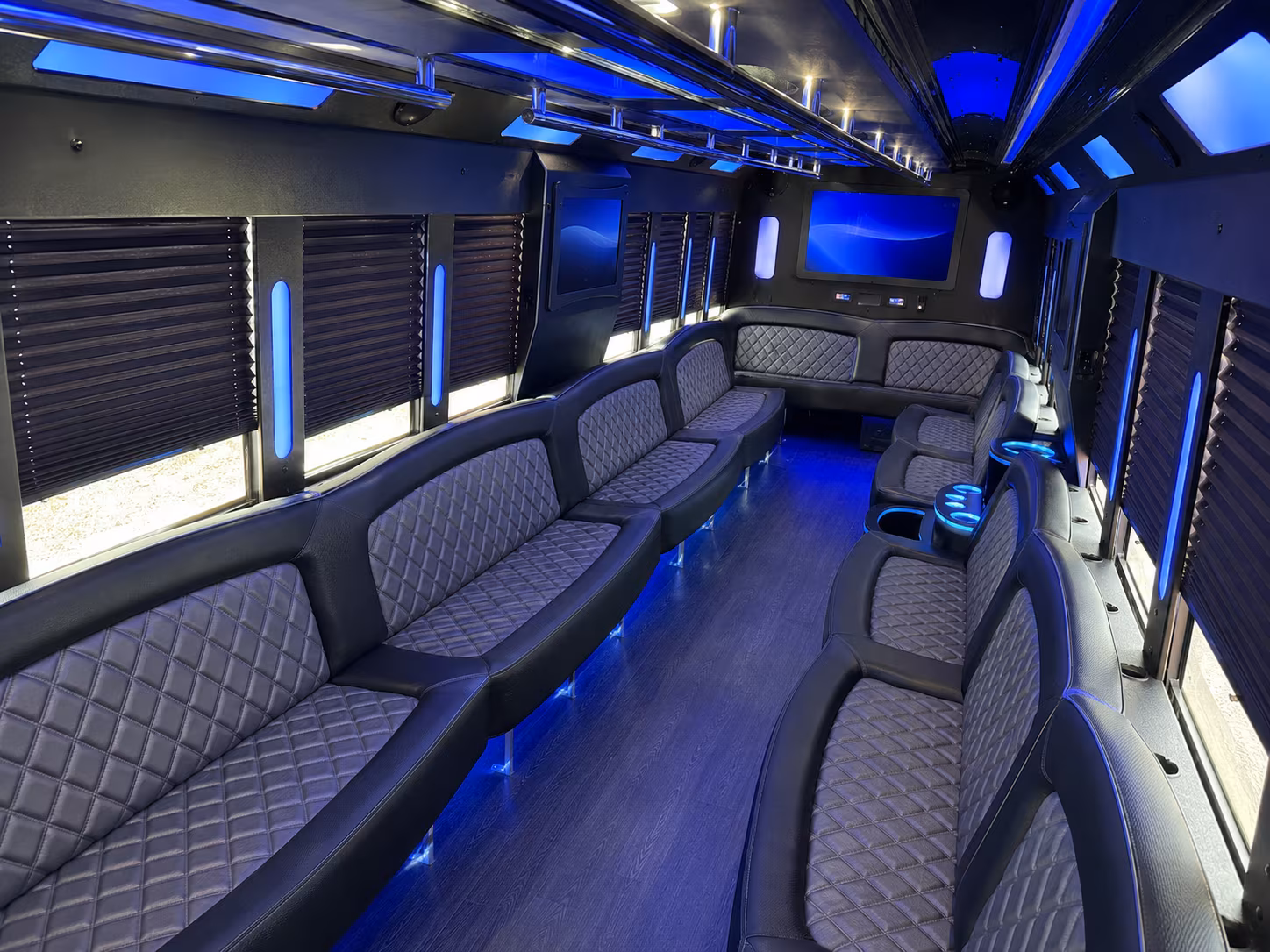 Riverside Winery Tour & Pub Crawl Transportation route planning